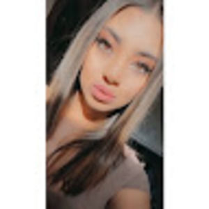 Meet your Posher, Dania